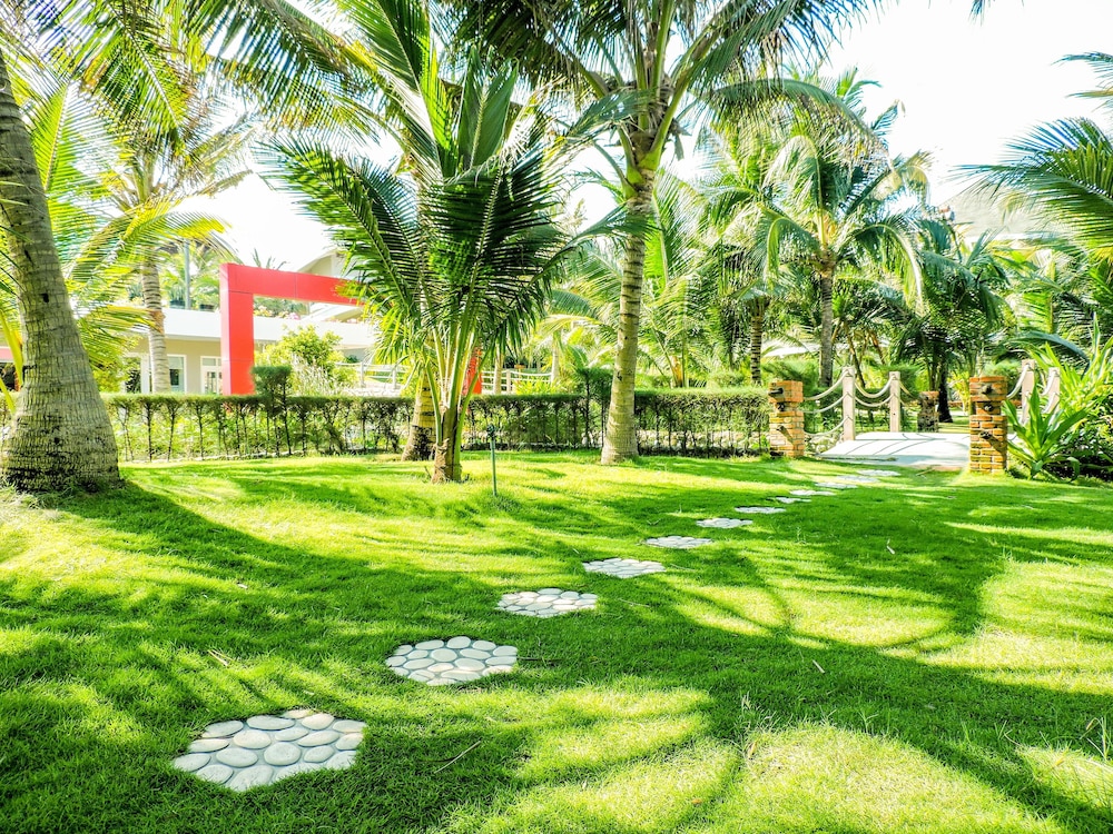 Sandunes Beach Resort Spa 69/74