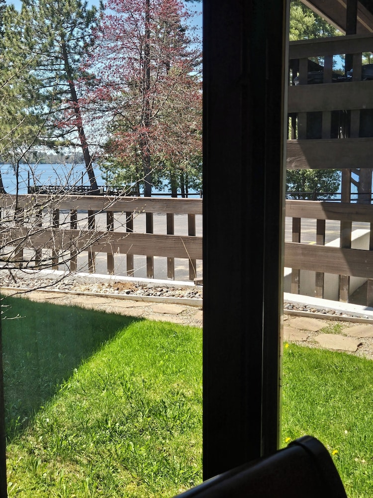 CENTERSTONE RESORT LAKE-AIRE 53/59