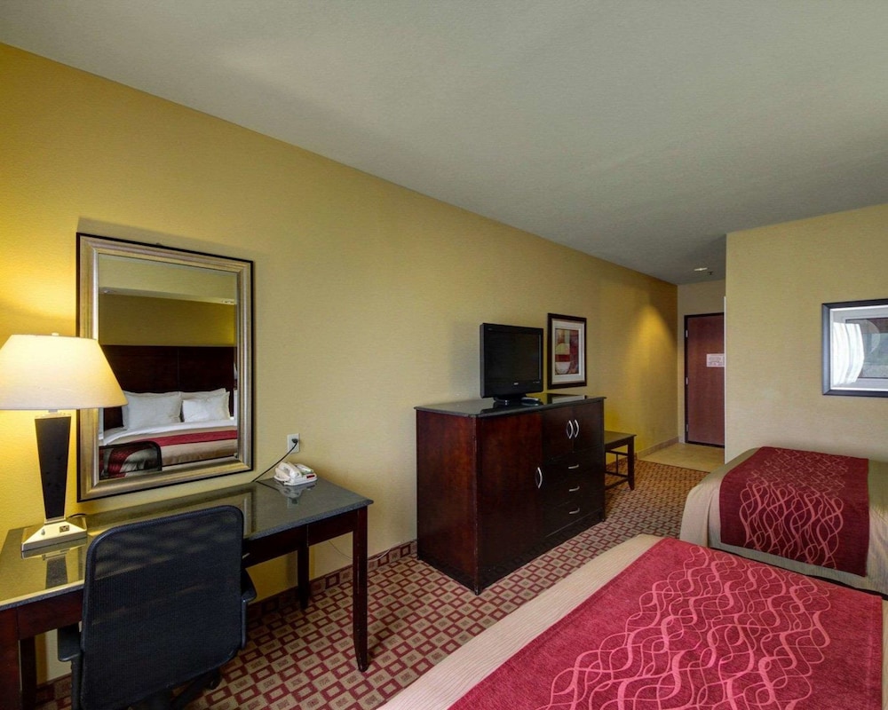 Comfort Inn & Suites Donna Near I-2 20/44