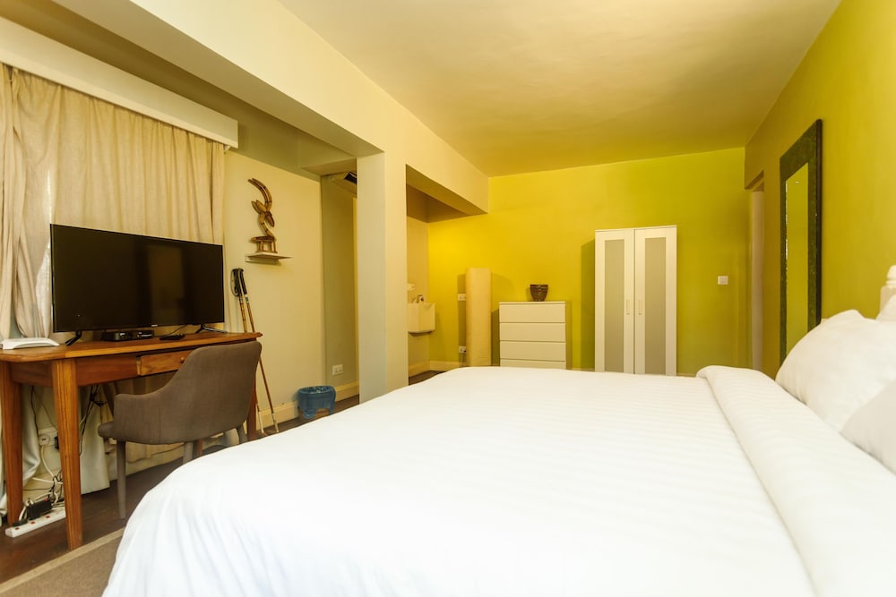 Olma Colonial Suites 11/66