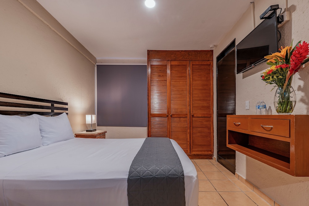 Hotel Brisas 5a AV 28/62