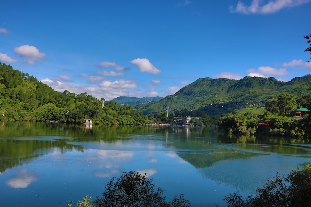 Latitude 29 By The Lake Resort 47/50