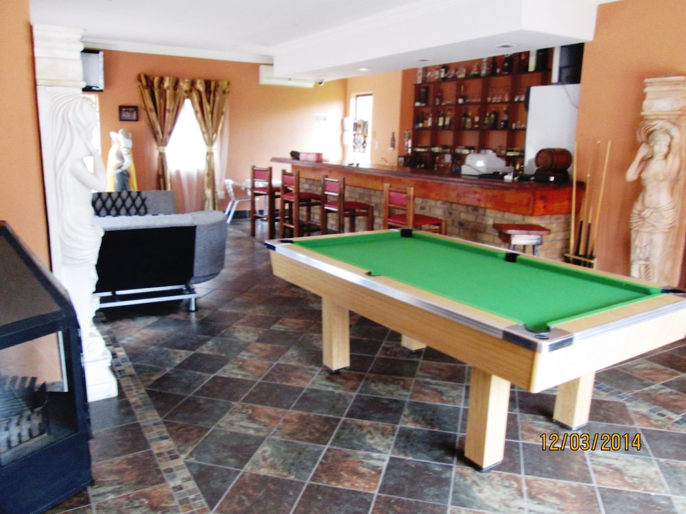Acre Of Africa Guest Venue 2/50