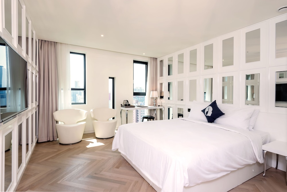 Hotel The Designers LYJ Gangnam Premier 16/64