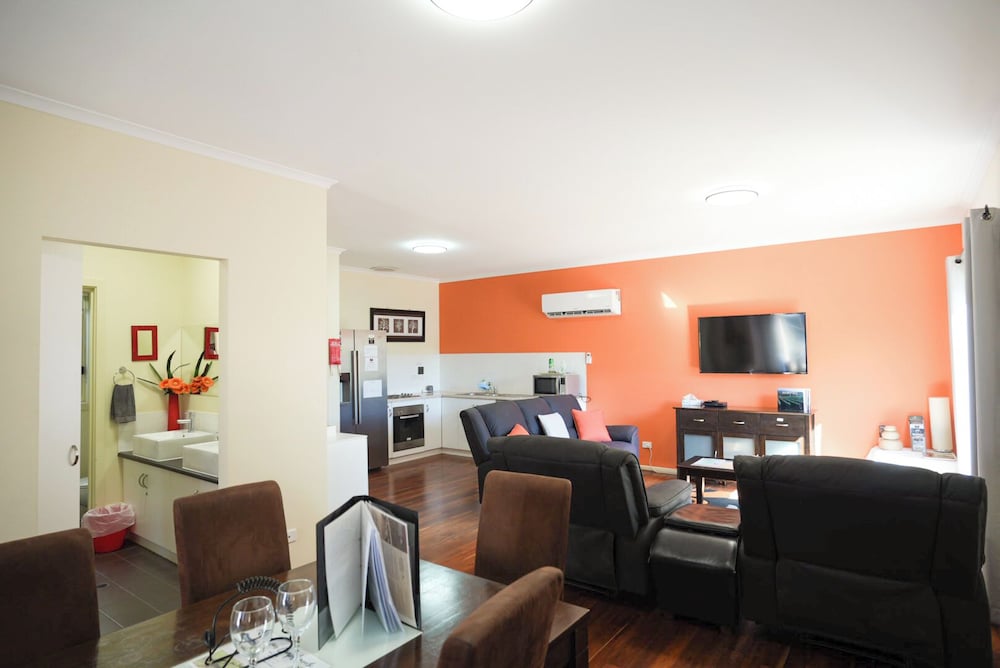 McLaren Vale Studio Apartments 25/50