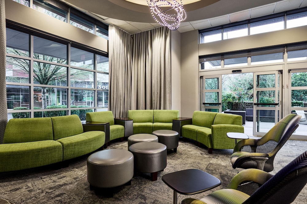 Hyatt House Seattle/Redmond 44/70