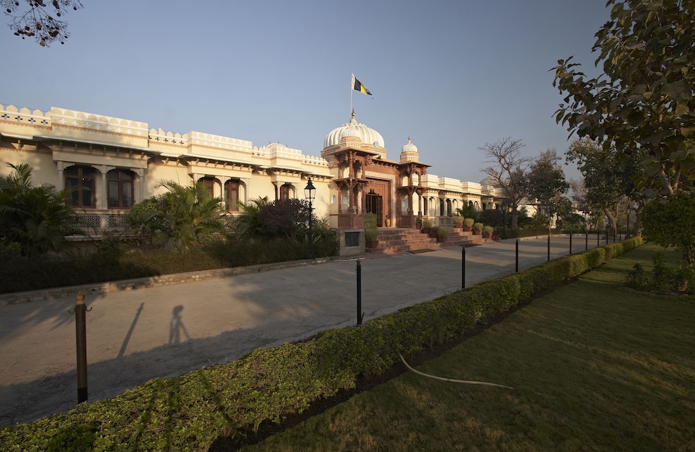 AMAR MAHAL 35/35