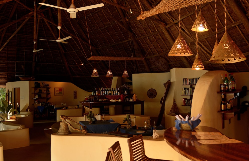 Unguja Lodge 26/50