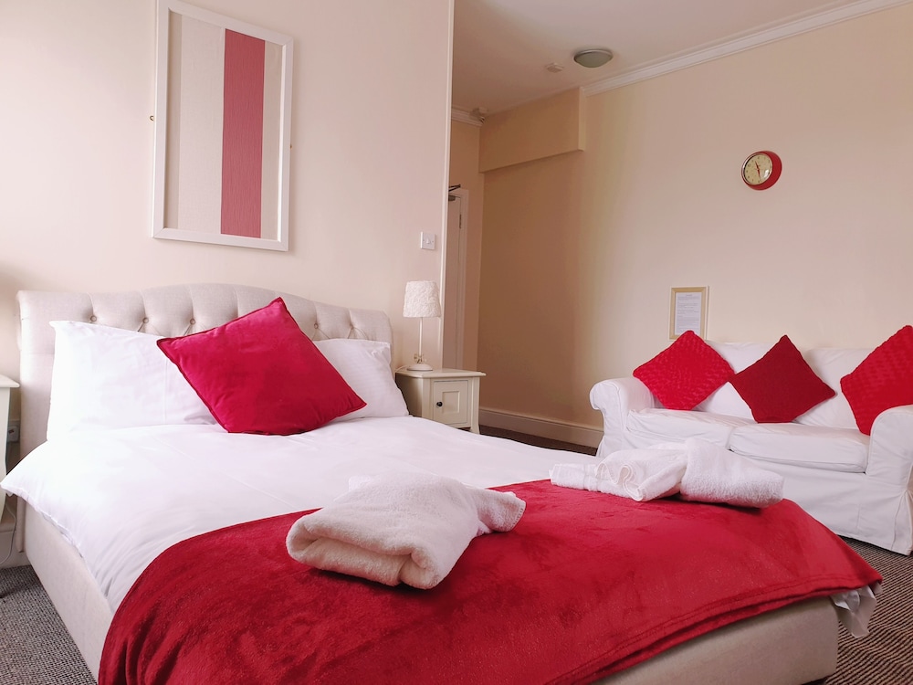 PRESTON HOTEL 23/49