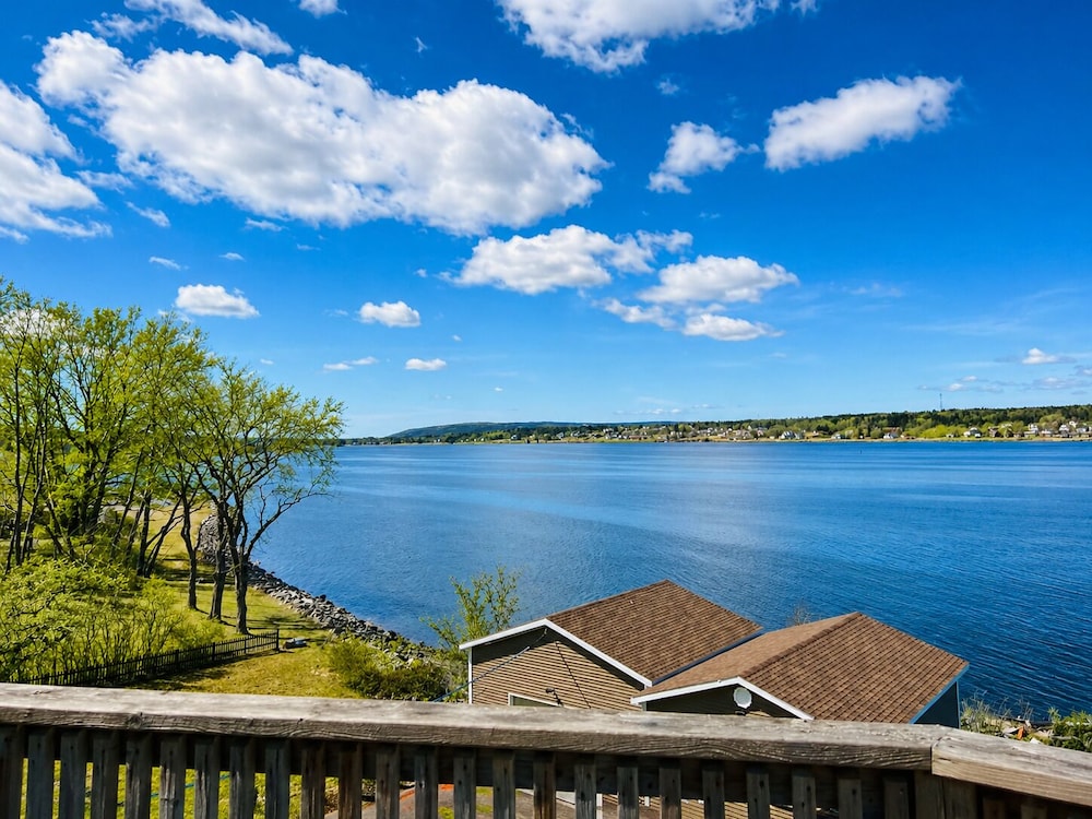 Harbourview Inn, SureStay Collection by Best Western 46/49