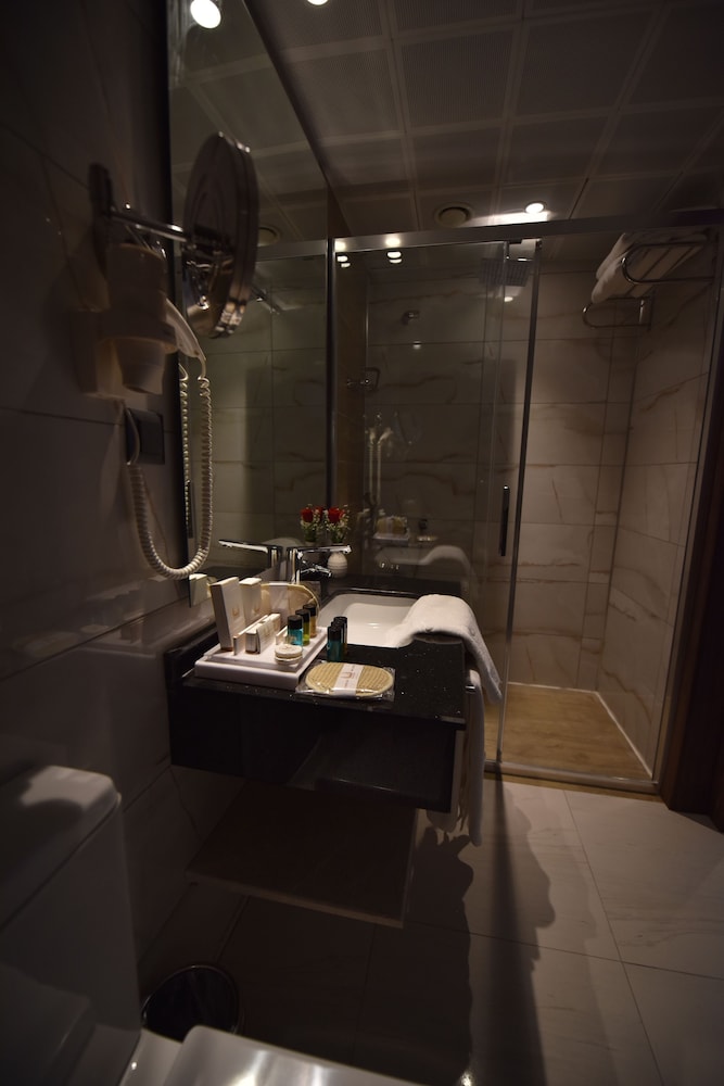 New Karaman Hotel 47/47