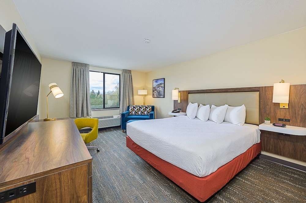STANDARD, KING BED
