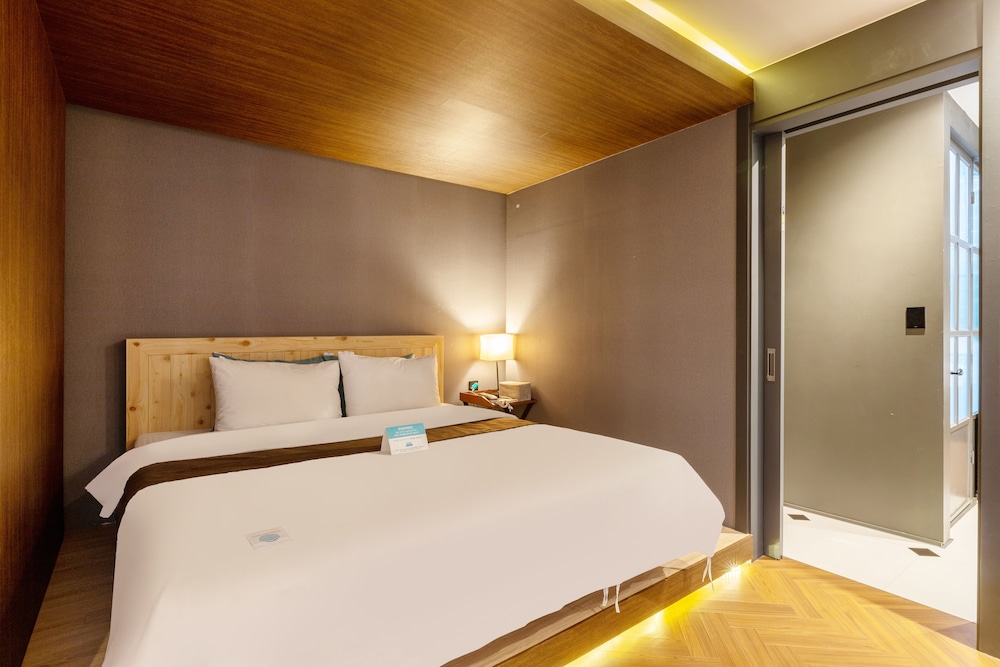 Spa, Suite, King Bed