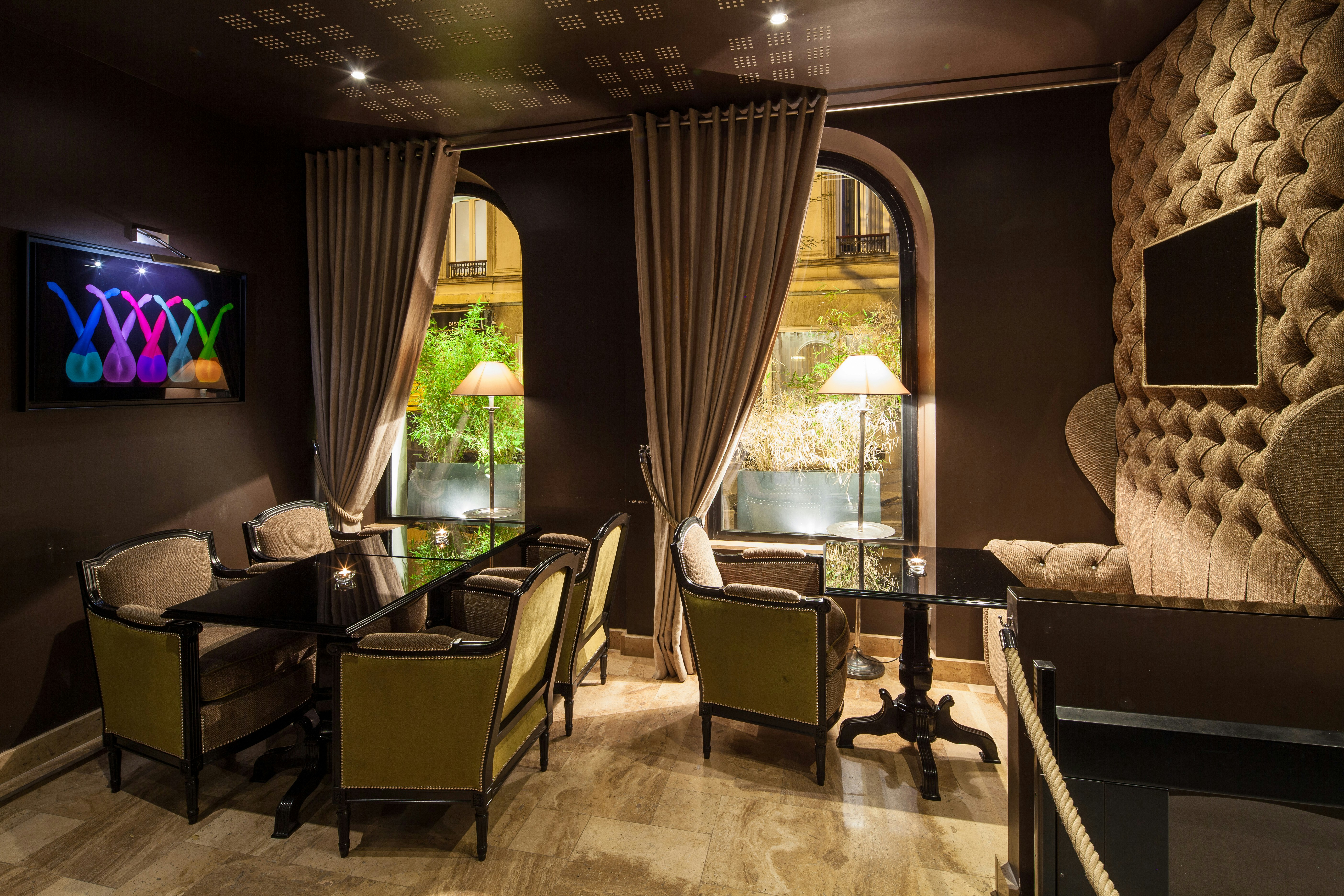 B Montmartre Hotel 43/51