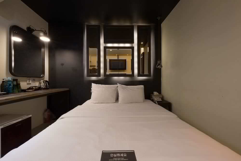 Achasan Station Wall Hotel photo5