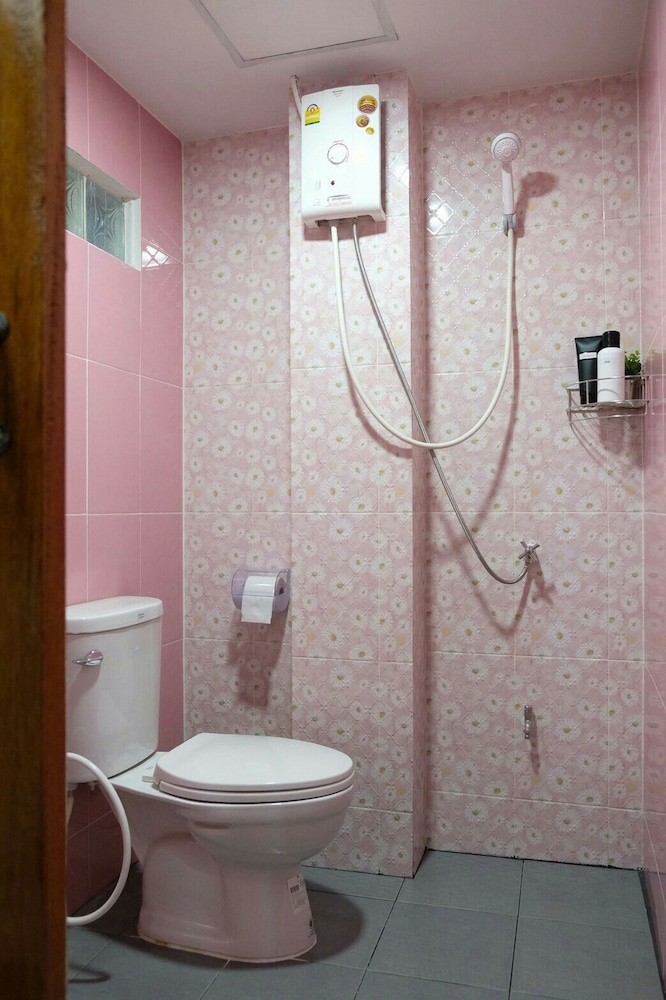 Tangmo House 25/26