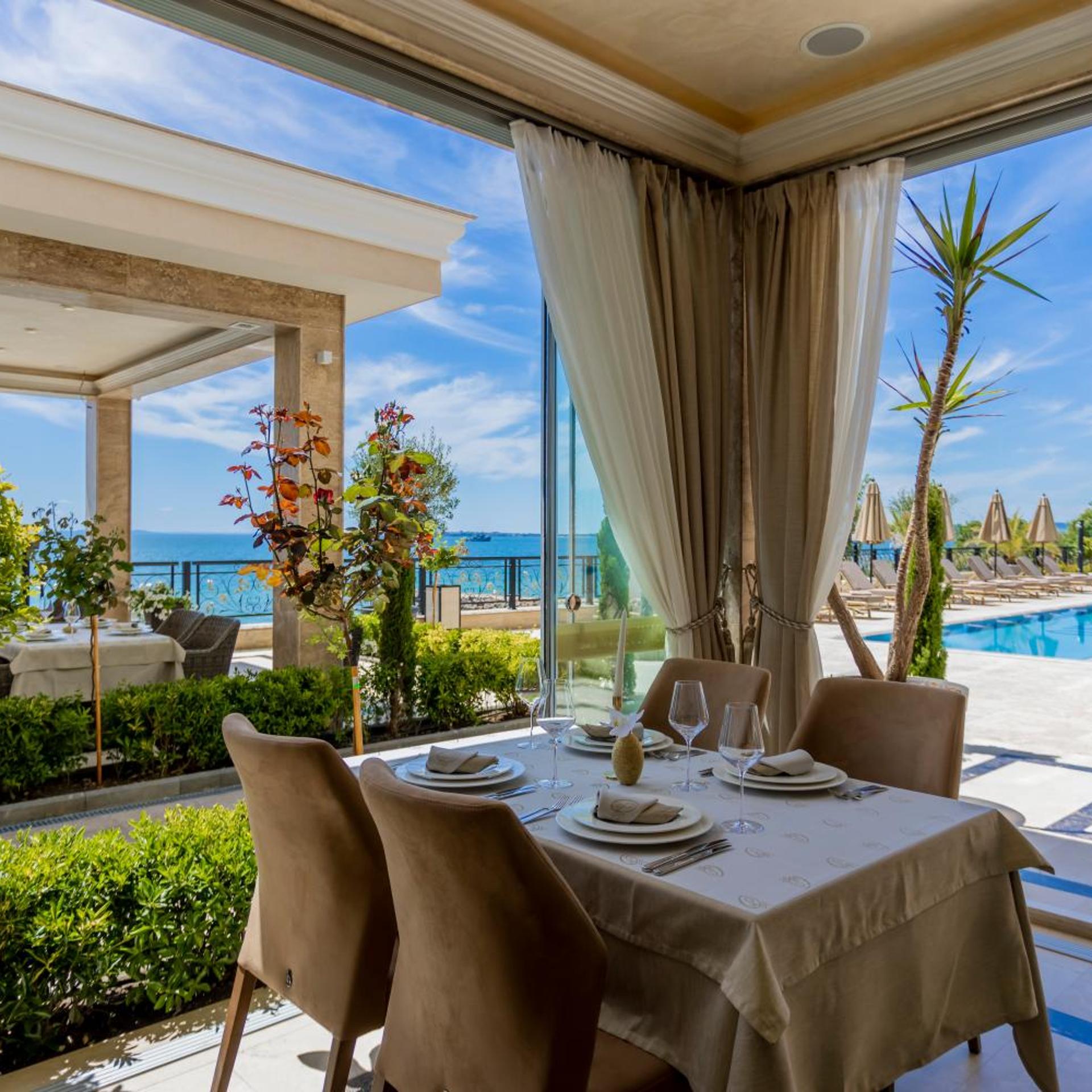 Onyx Beach Residence 21/50