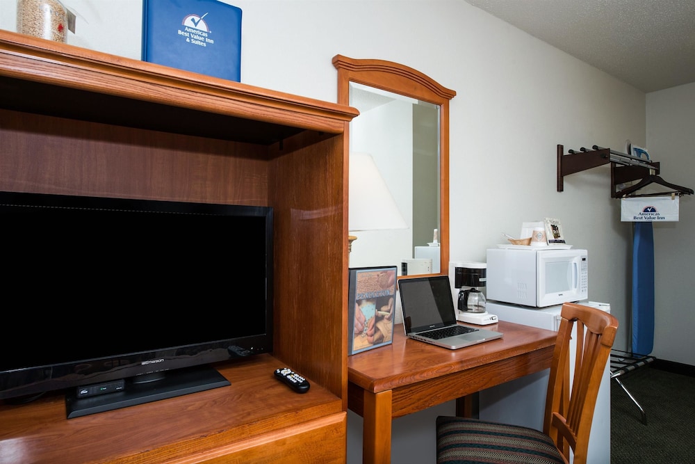 Americas Best Value Inn Pendleton 10/26