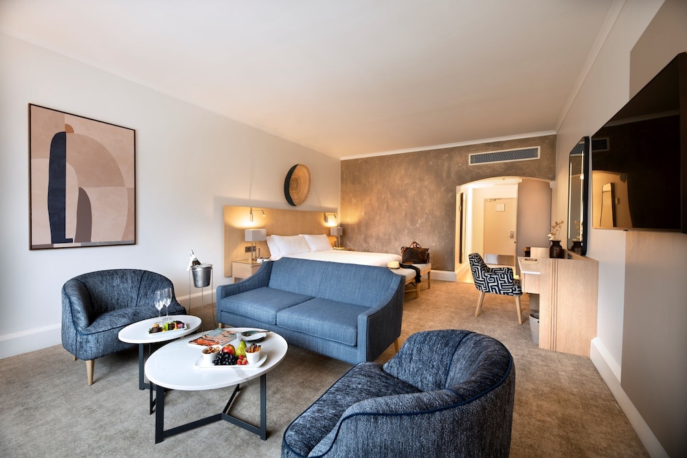 The Victoria & Alfred Hotel 28/50