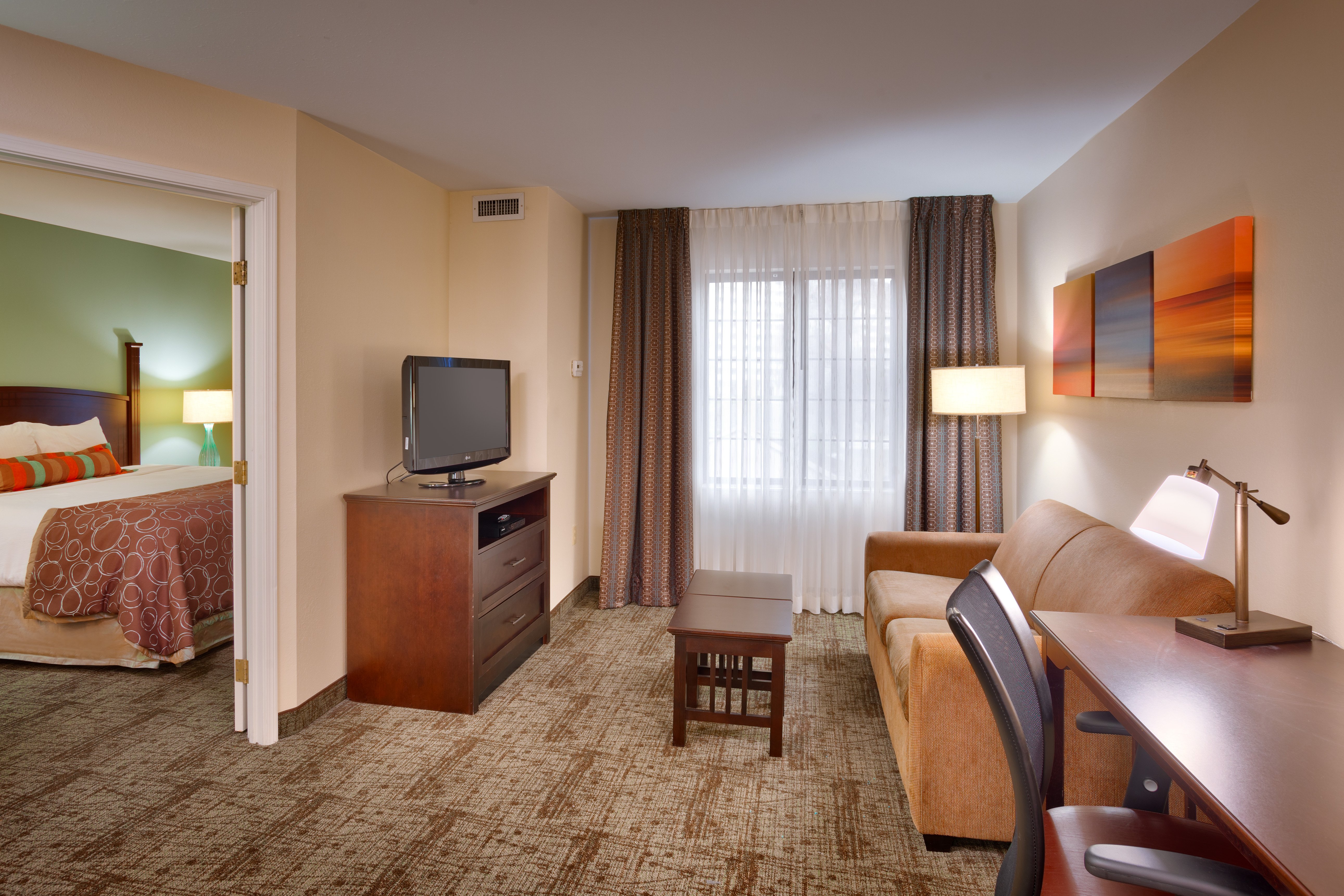 Staybridge Suites Peoria Downtown 20/34