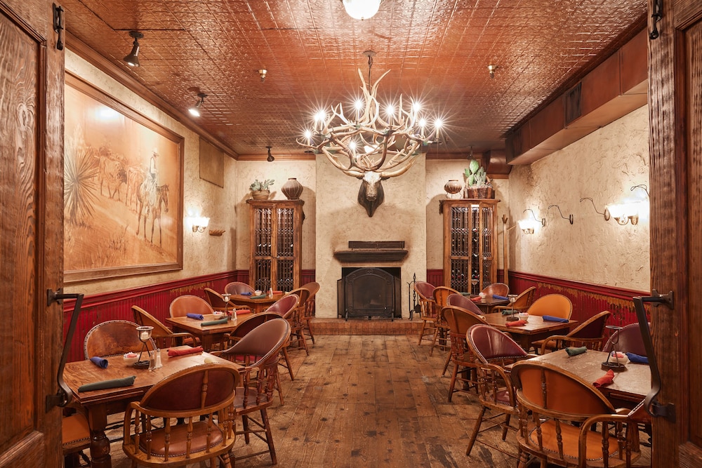 Stockyards Hotel 37/47