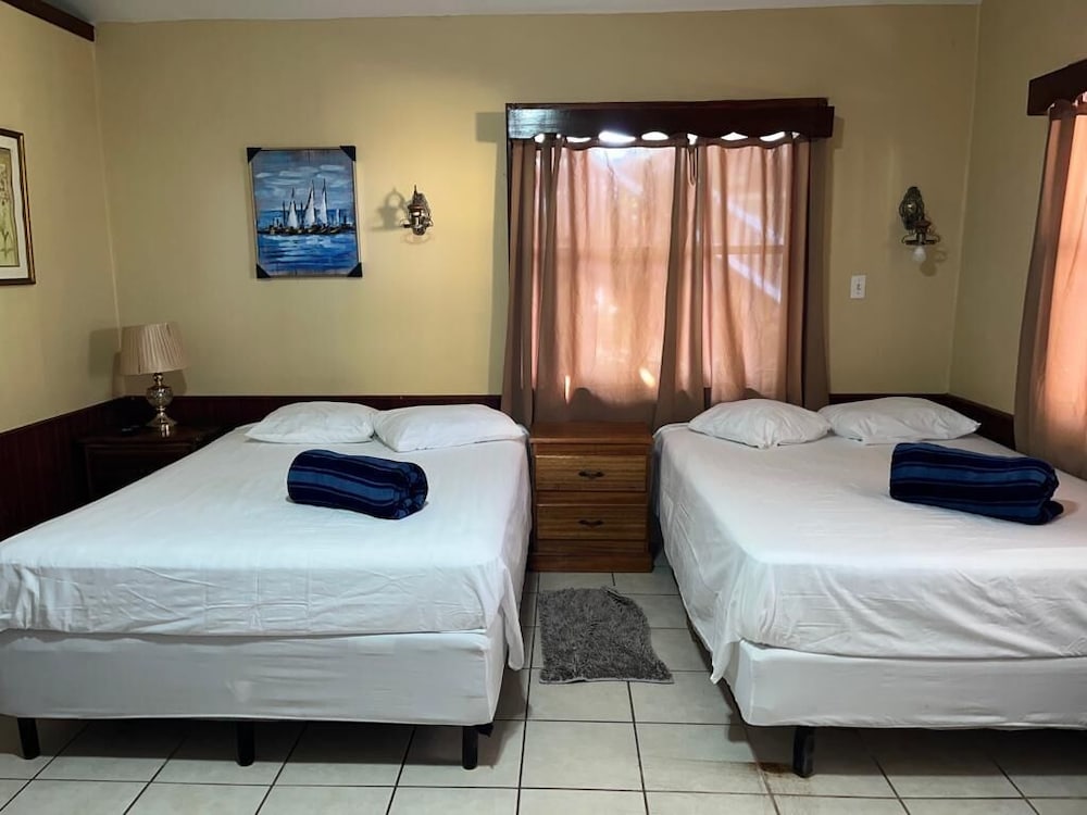 ECONOMY, DOUBLE BED