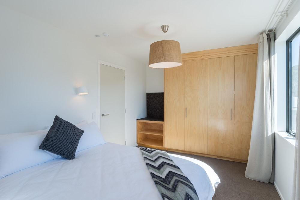 Room at Kaiteriteri Reserve Apartments, KAITERITERI