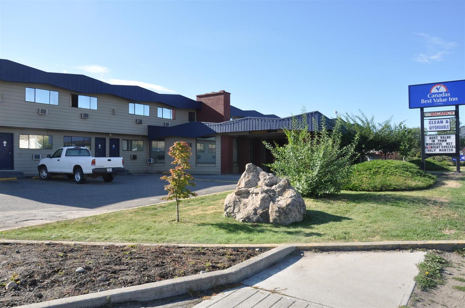 Canadas Best Value Inn Kelowna 8/8