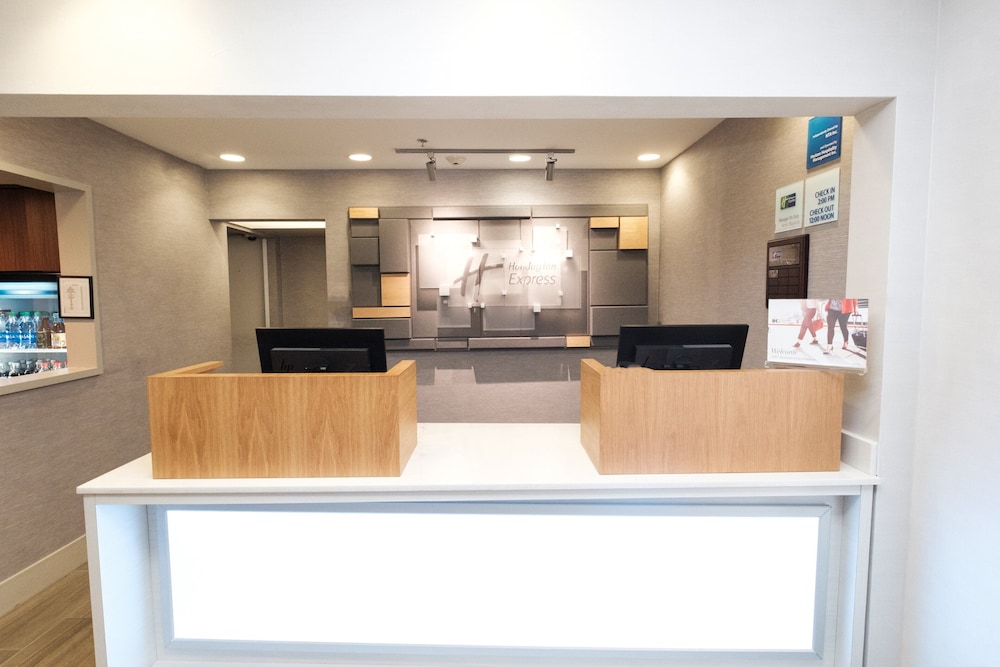 Holiday Inn Express Alpharetta Roswell 5/68