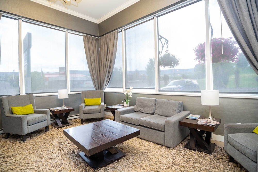 Sandman Hotel & Suites Williams Lake 24/40