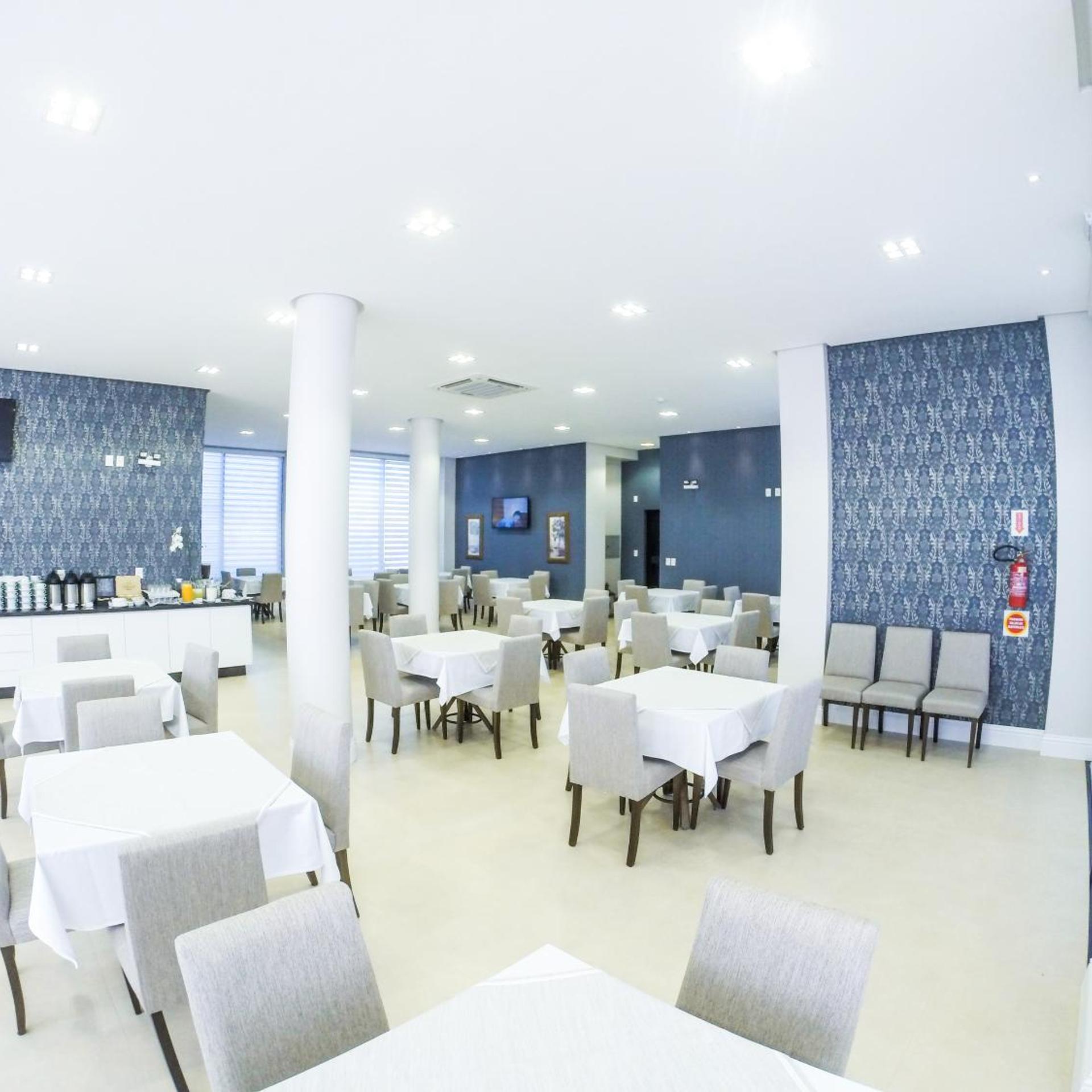 Seville Park Hotel 39/44