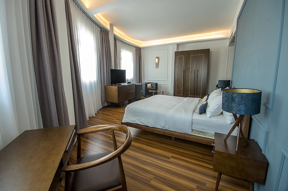 Danang Boutique Hotel 25/70