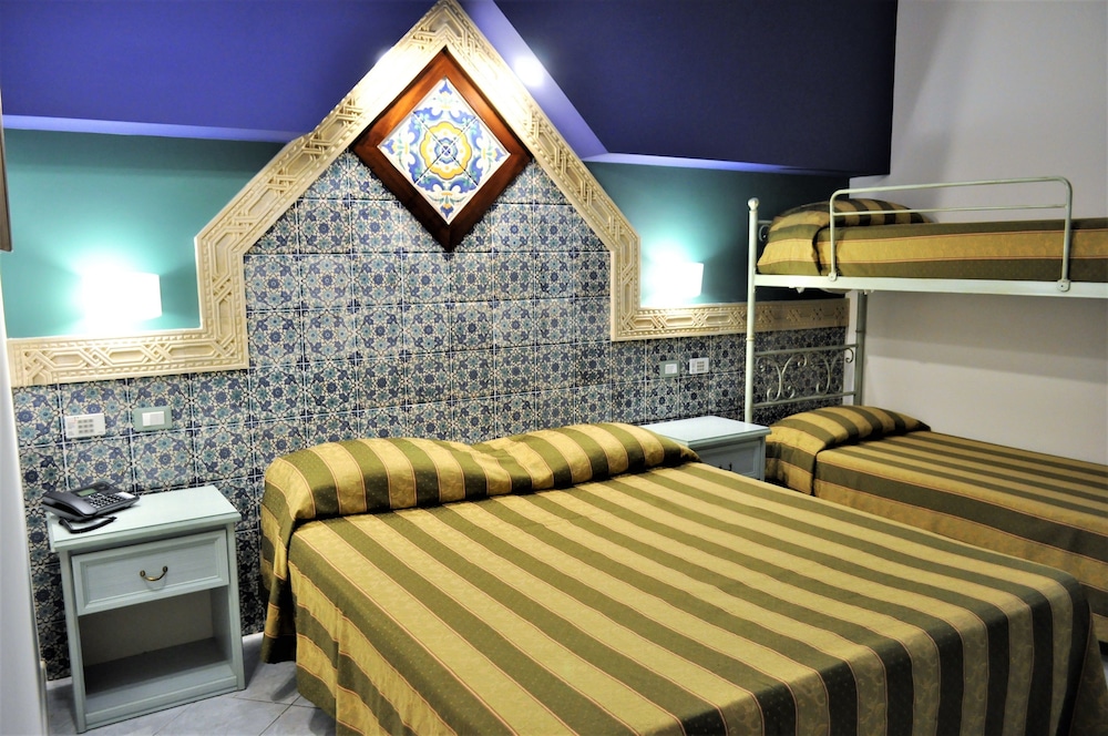 Hotel Al-Tair 25/50