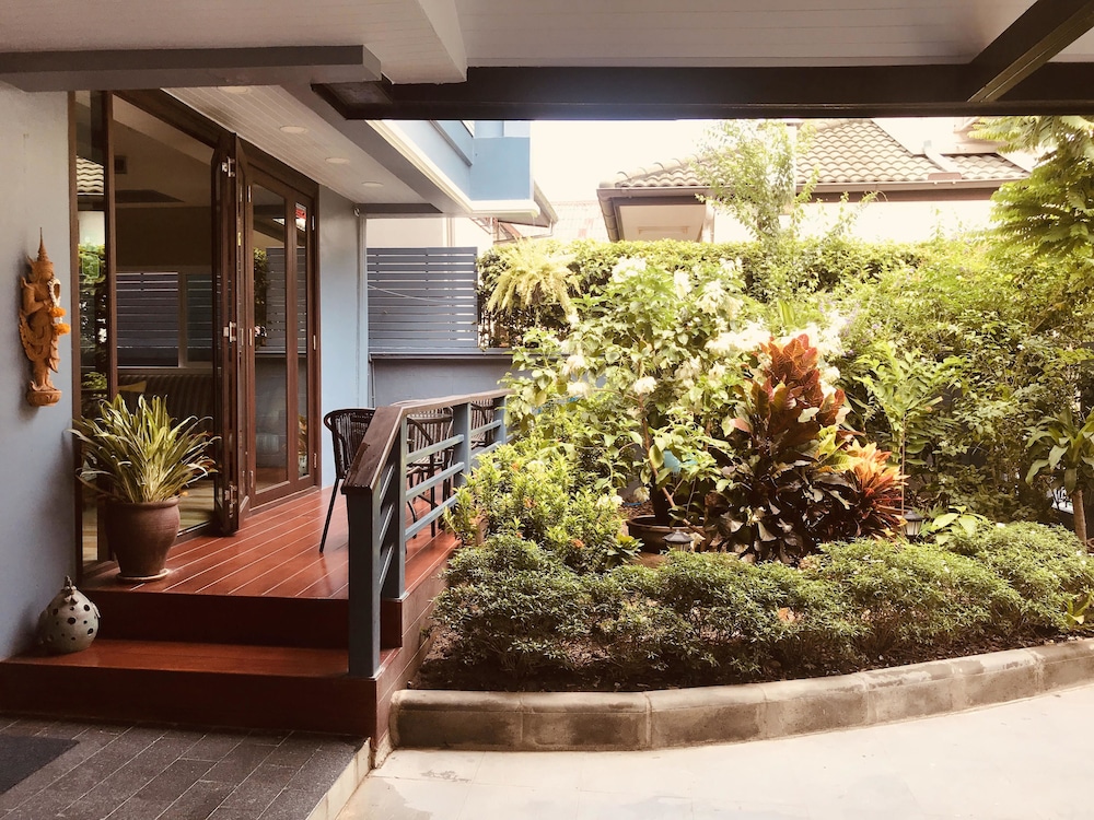 Maneeya Park Residence 44/50