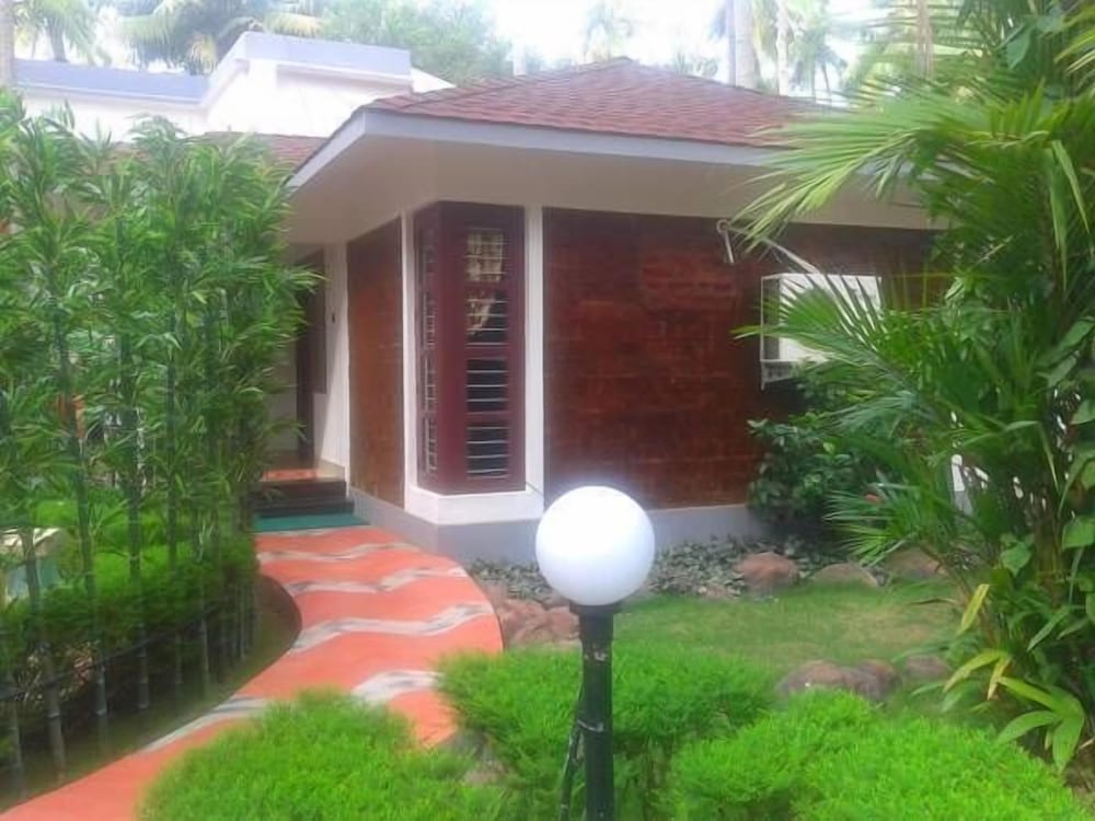 Akhil Beach Resort 7/34