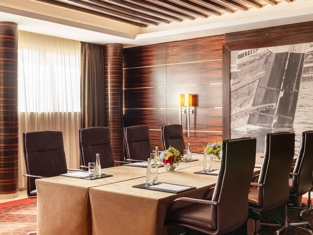 Raffles Dubai Hotel 39/50