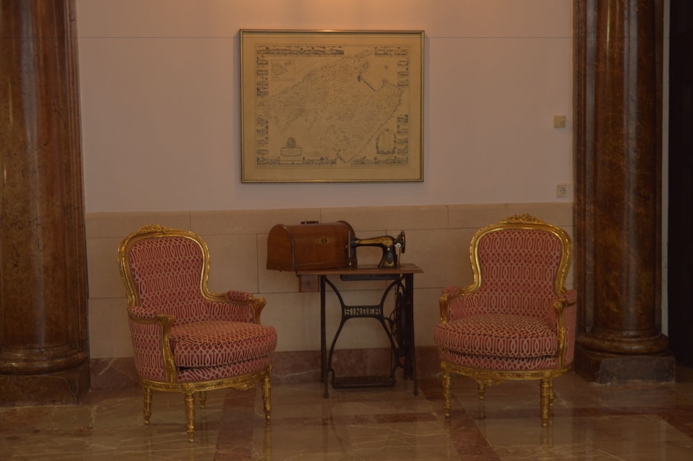Hotel Born 23/49