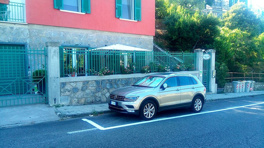 B&B Via Delle 5 Terre 36/47