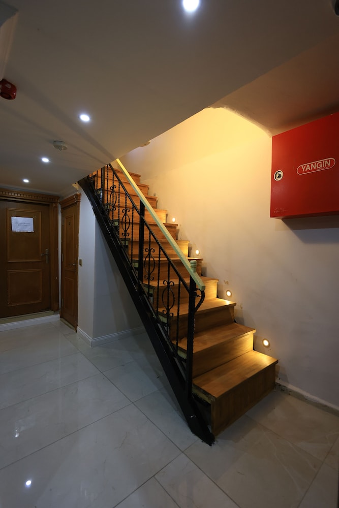 Hotel New House 39/68