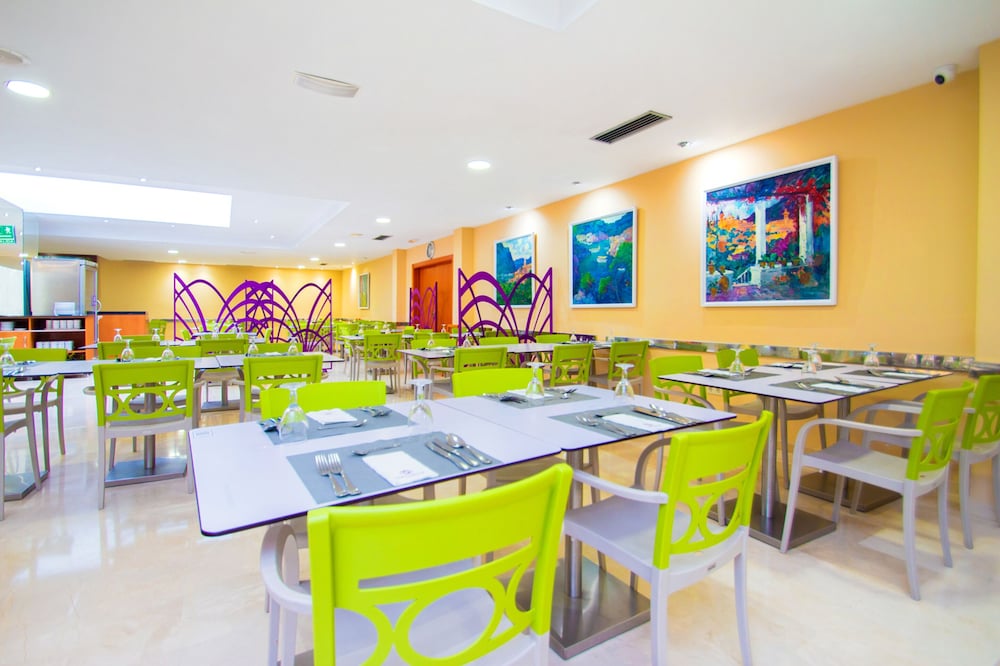 Servigroup Pueblo Benidorm Hotel 27/48