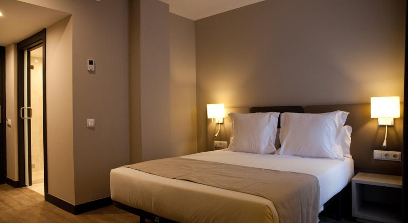 SUPERIOR, DOUBLE BED