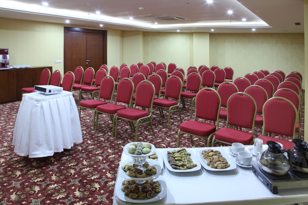 Otel Senbayrak City 53/58