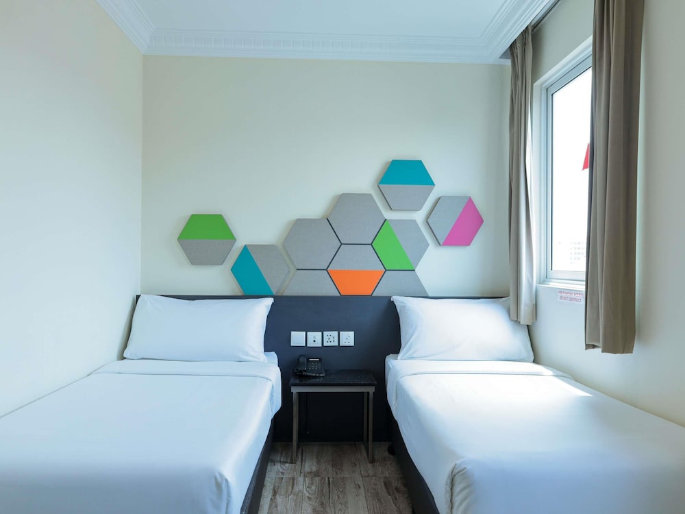 ibis budget Singapore Emerald 33/55