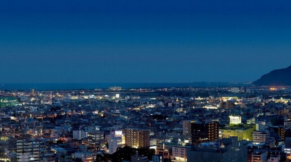 Hotel Grand Hills Shizuoka (ex Hotel Century Shizuoka) 30/36