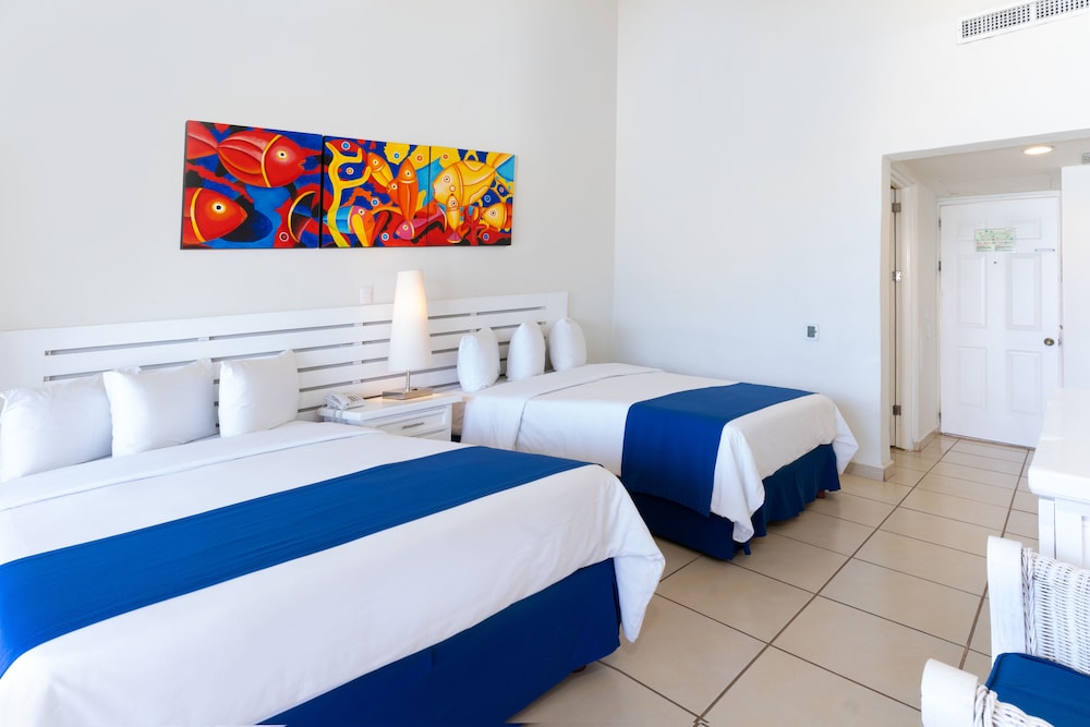 Grand Decameron Complex Bucerias A Trademark All Inclusive 40/76