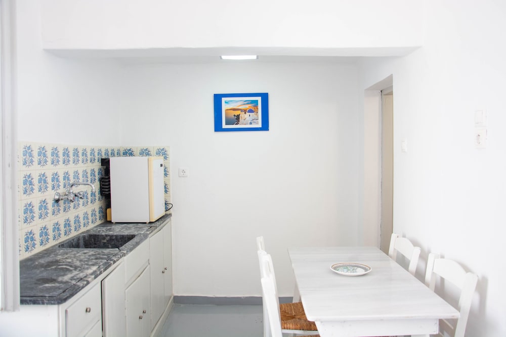 Carlos Pension 48/48