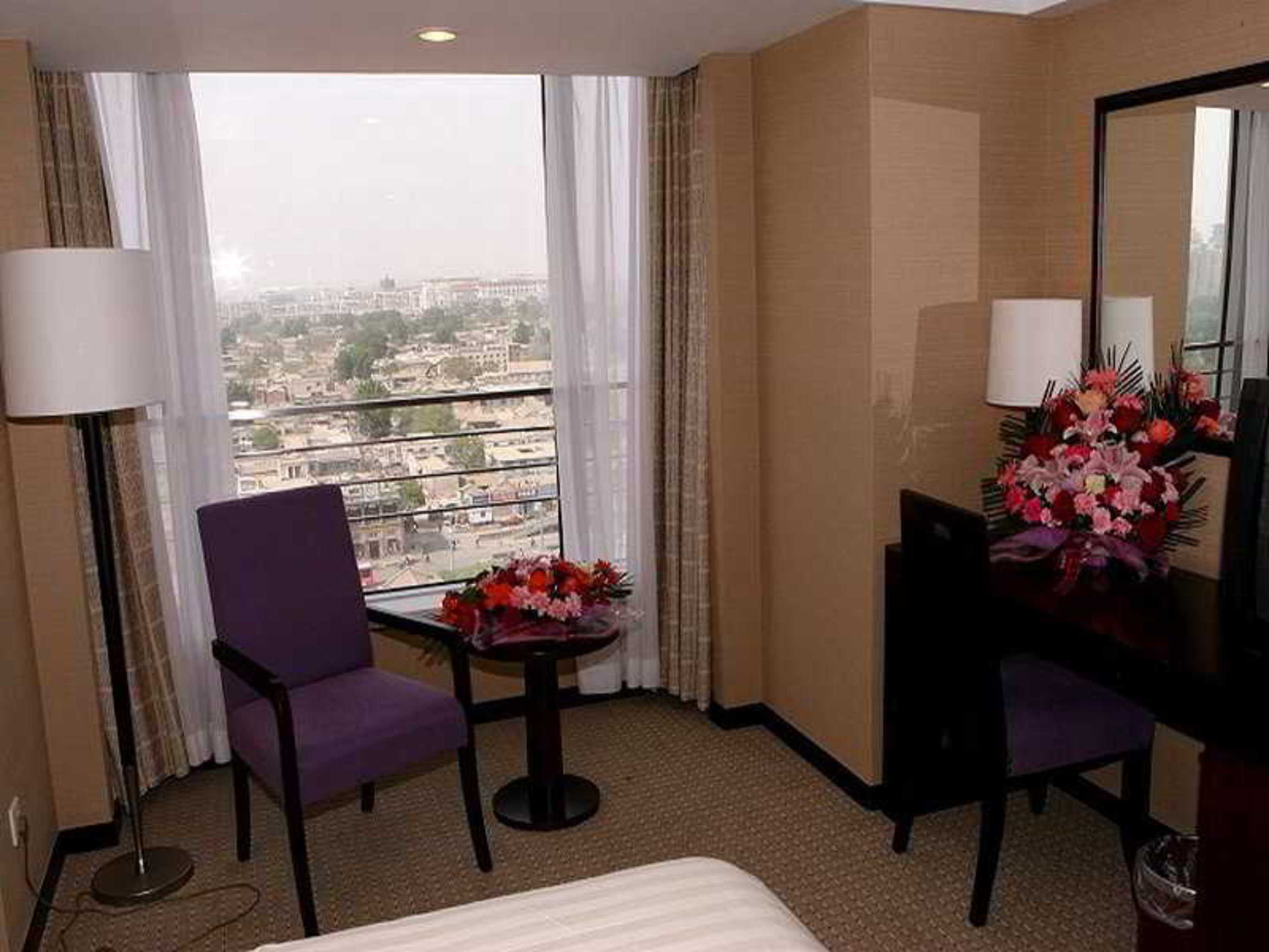 Beijing Dongfang Hotel 26/33