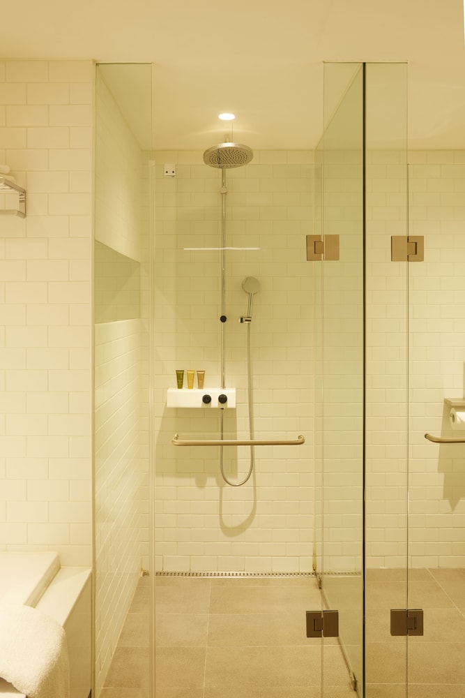 Glad Hotel Yeouido 64/64