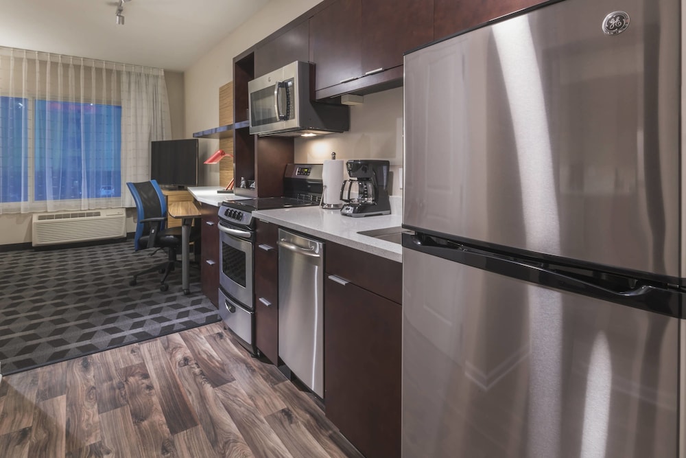 TownePlace Suites by Marriott Hays 6/52