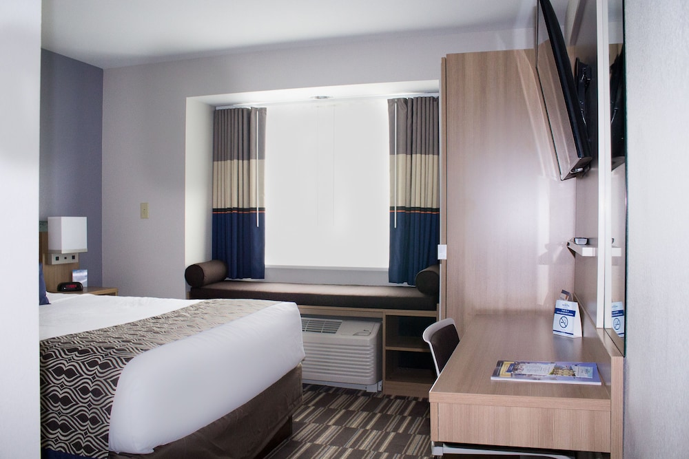Microtel by Wyndham Penn Yan Finger Lakes Region 24/64